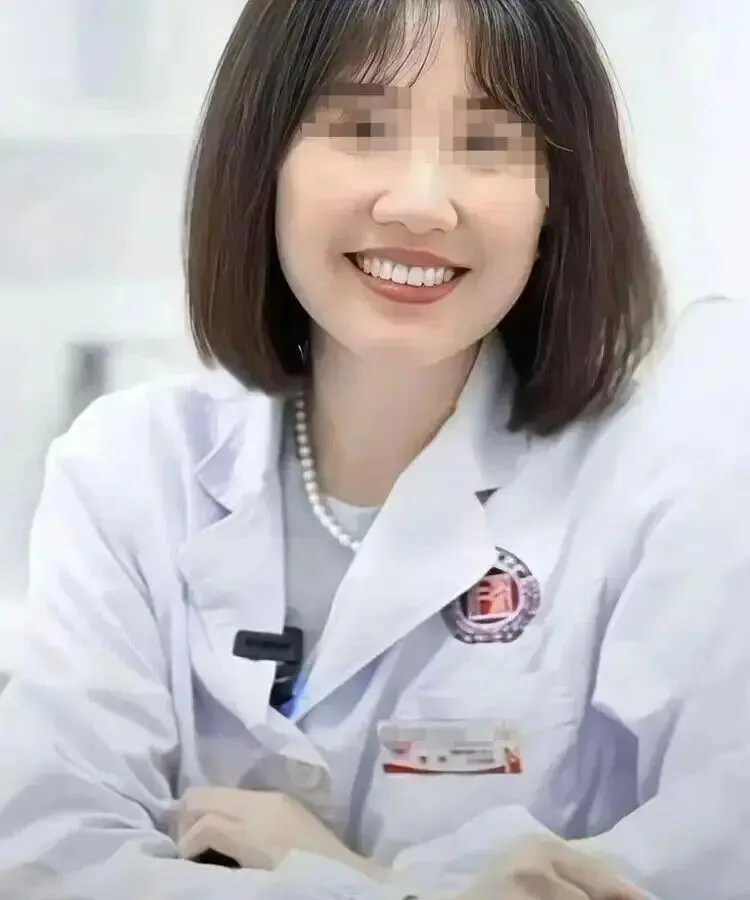 图片[2]-为何全网原谅曾医生？-寻找资源网