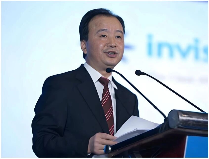 图片[2]-市委书记陈吉明的官场沉浮记：酷爱打牌赌博，吃喝享受，贪婪无度-寻找资源网