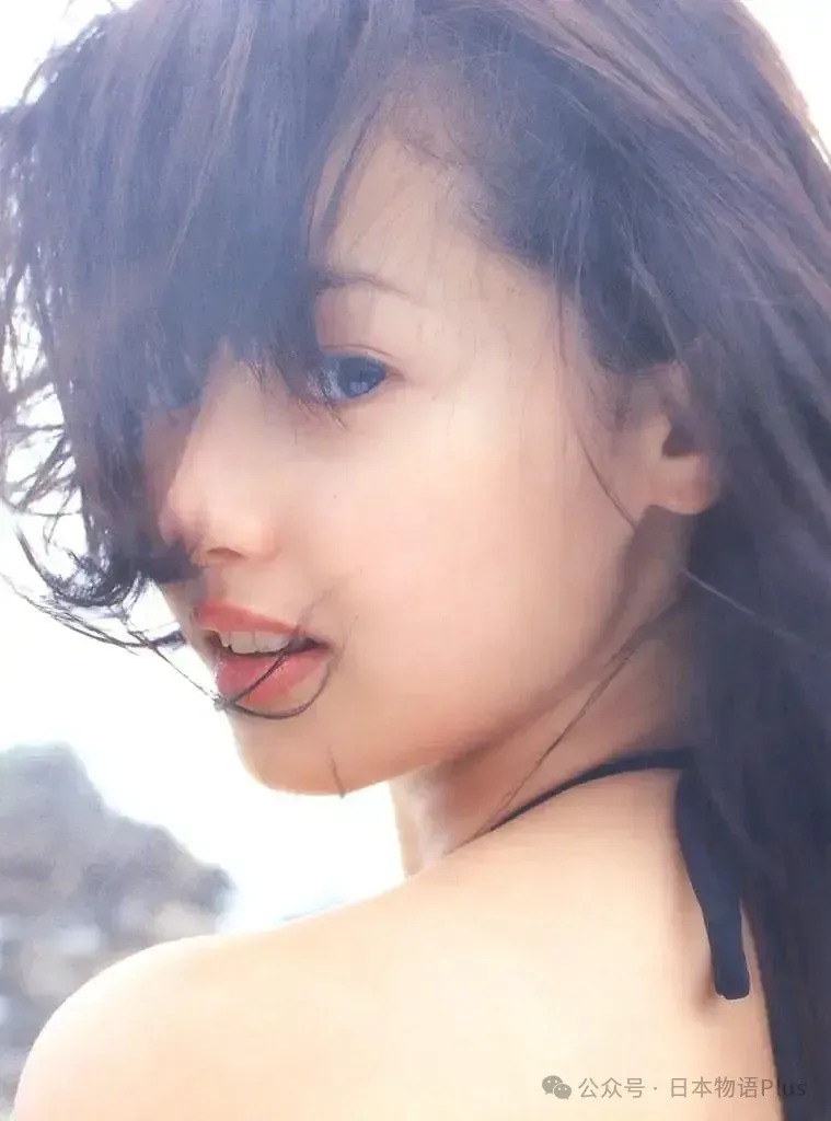 图片[3]-堕落天使泽尻英龙华：每月性生活不超过5次，超过一次付50万日元……-寻找资源网