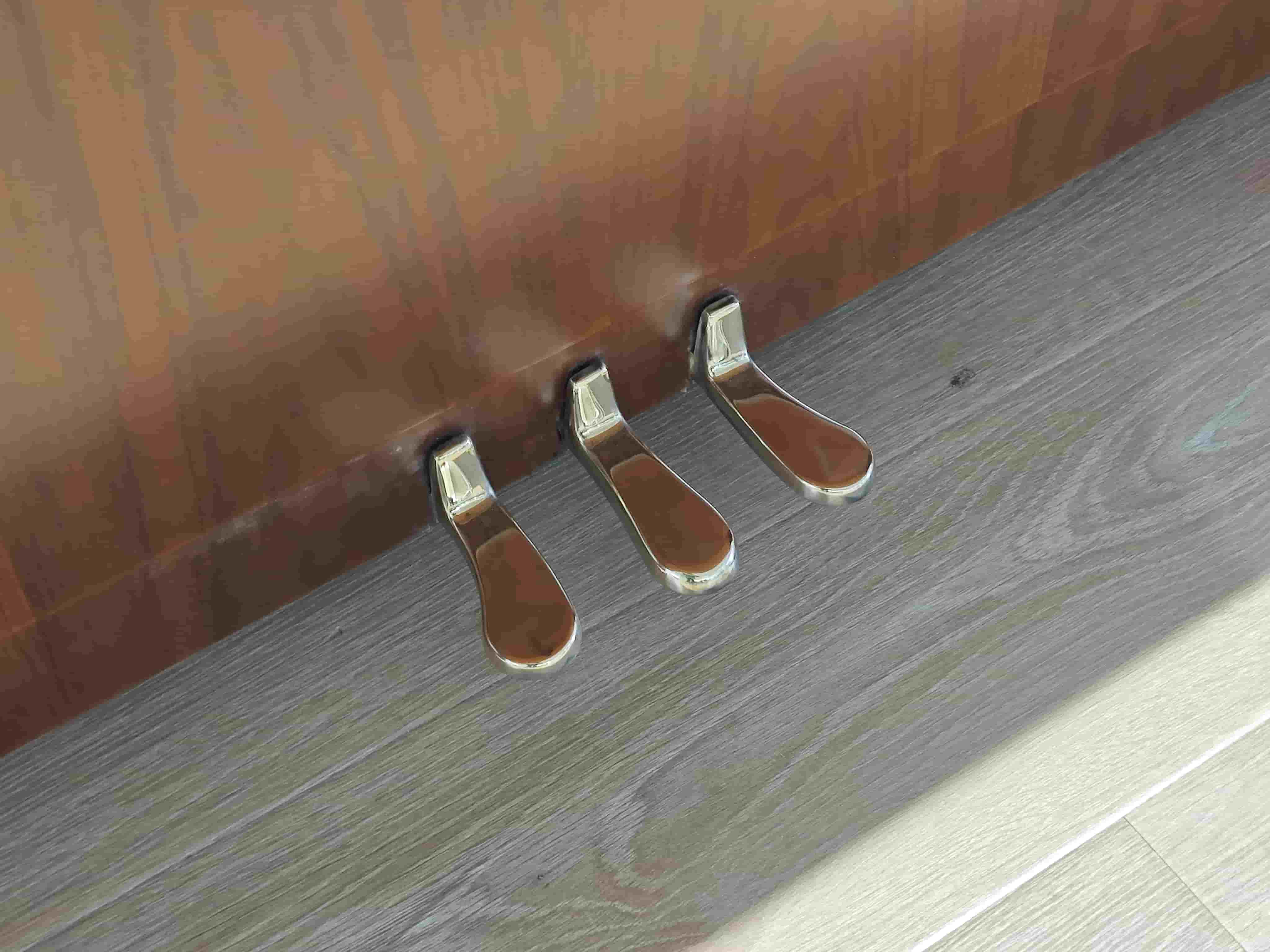 图片[2]-KAWAI卡瓦依KL-70W特制红木琴棰大谱架设计偏古典风中古实木钢琴