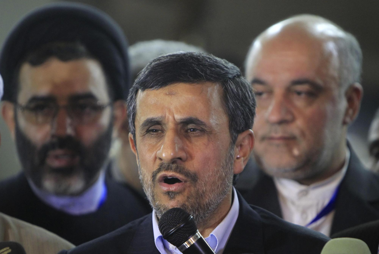 图片[5]-从前那个少年 | 铁汉内贾德——铁匠铺里走出的平民总统-寻找资源网